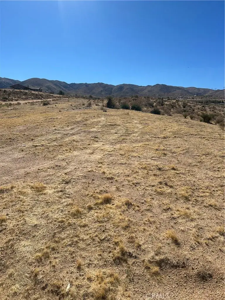 9670 Denrock, Apple Valley, CA 92308 - Image #2