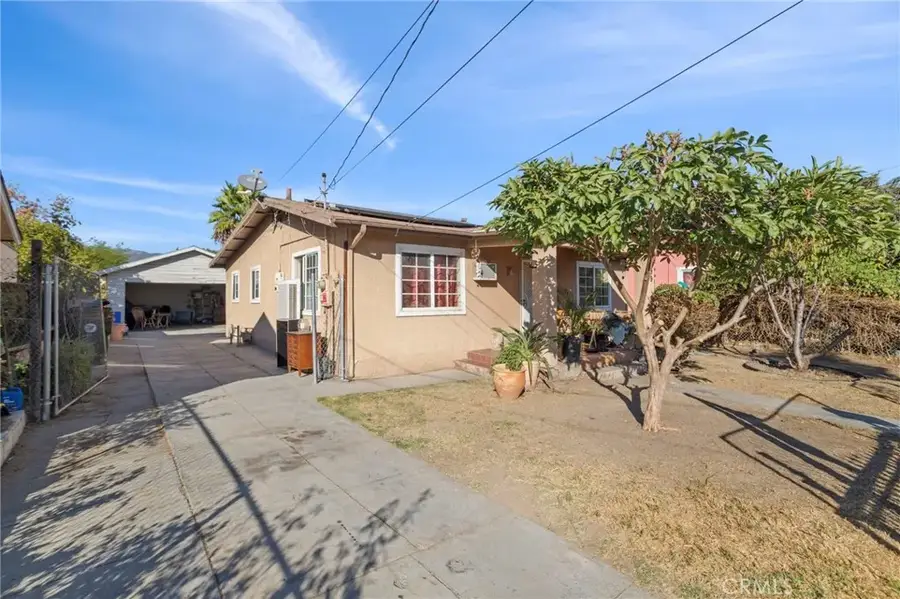 994 W 15th, San Bernardino, CA 92411 - Image #2
