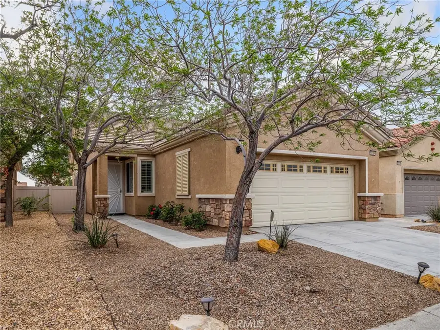 10364 Lakeshore Drive, Apple Valley, CA 92308 - #3