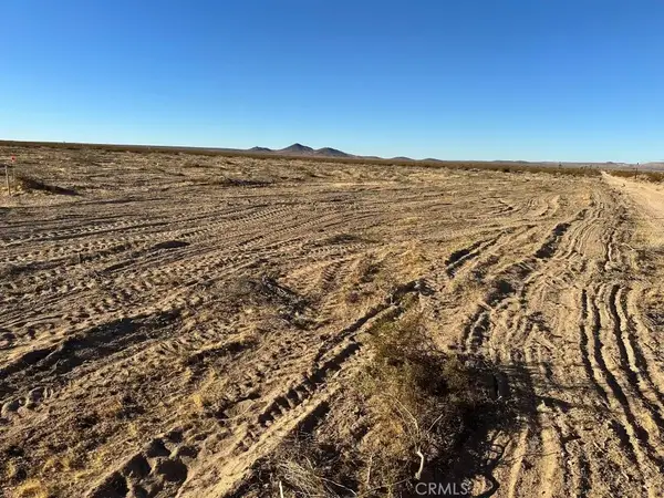 29106 Vancouver, Helendale, CA 92342