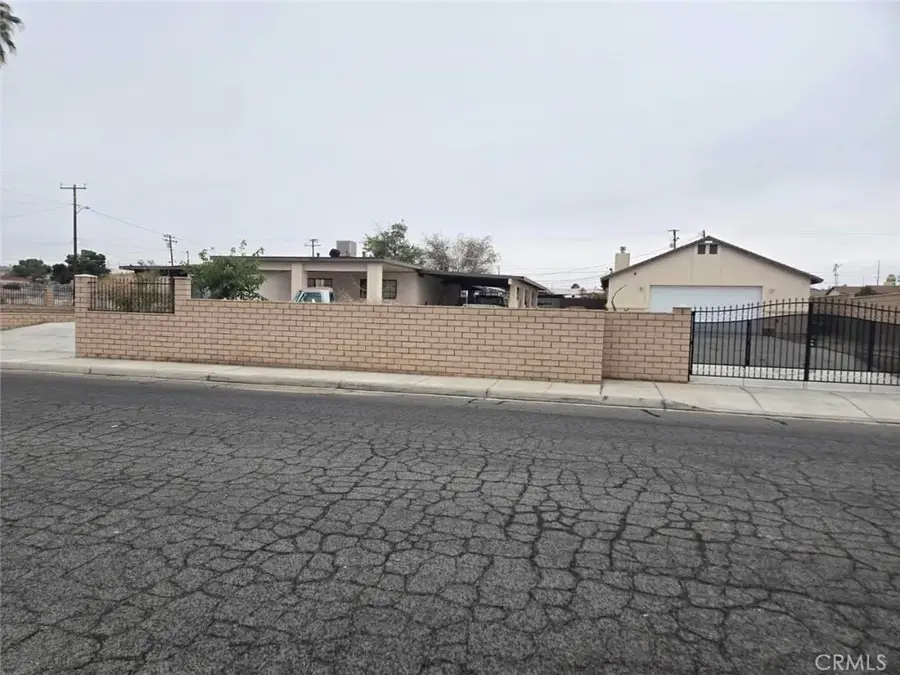 841 Armory, Barstow, CA 92311 - #2