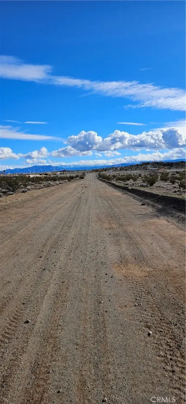 800 Jackmani, Lucerne Valley, CA 92356 - Image #3