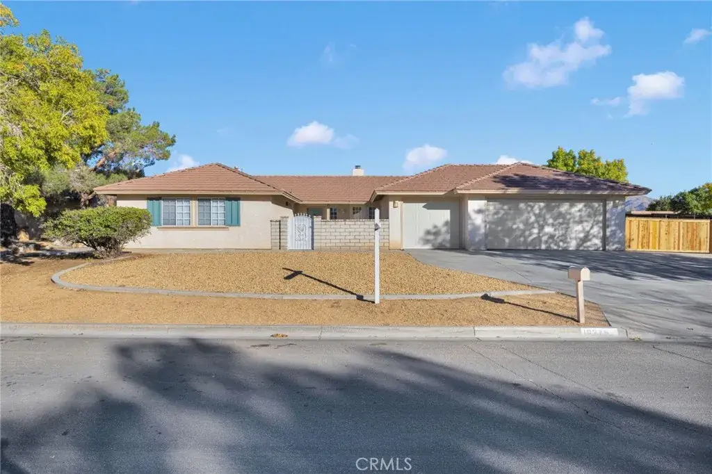 16375 Pauhaska Road, Apple Valley, CA 92307 - Image #1