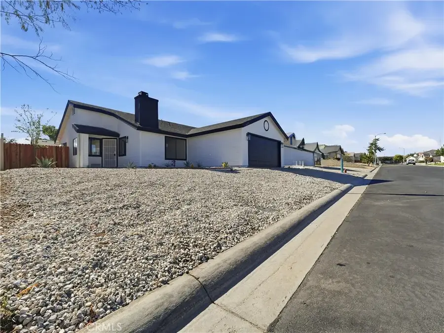 14179 Rosewood Drive, Hesperia, CA 92344 - Image #2