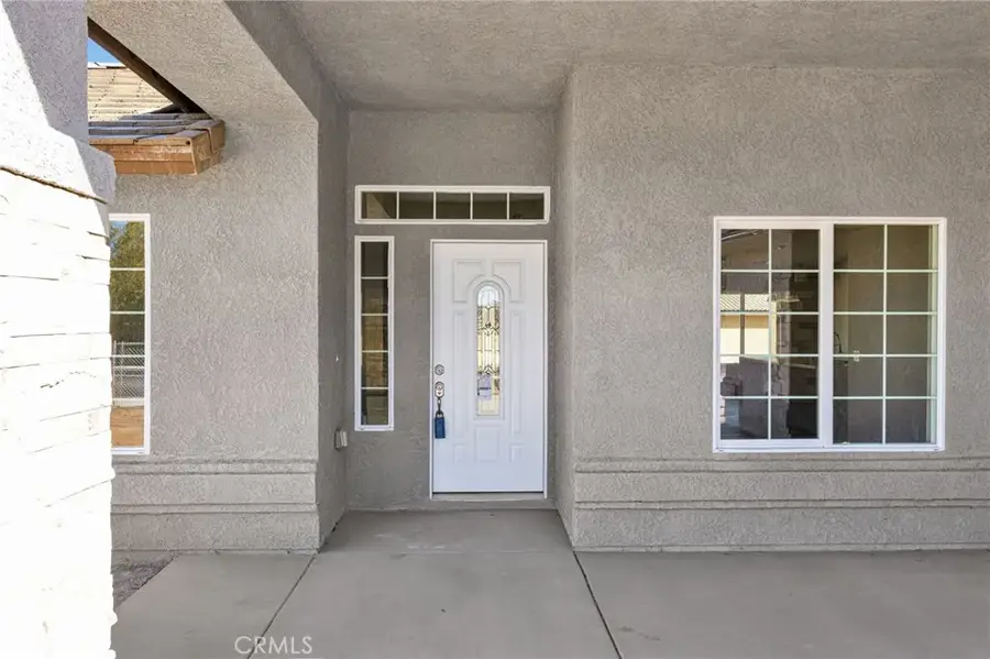 9677 I Avenue, Hesperia, CA 92345 - Image #2