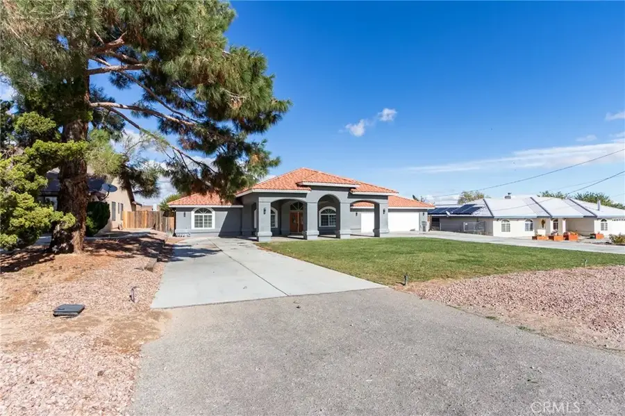 18724 Danbury, Hesperia, CA 92345 - #2