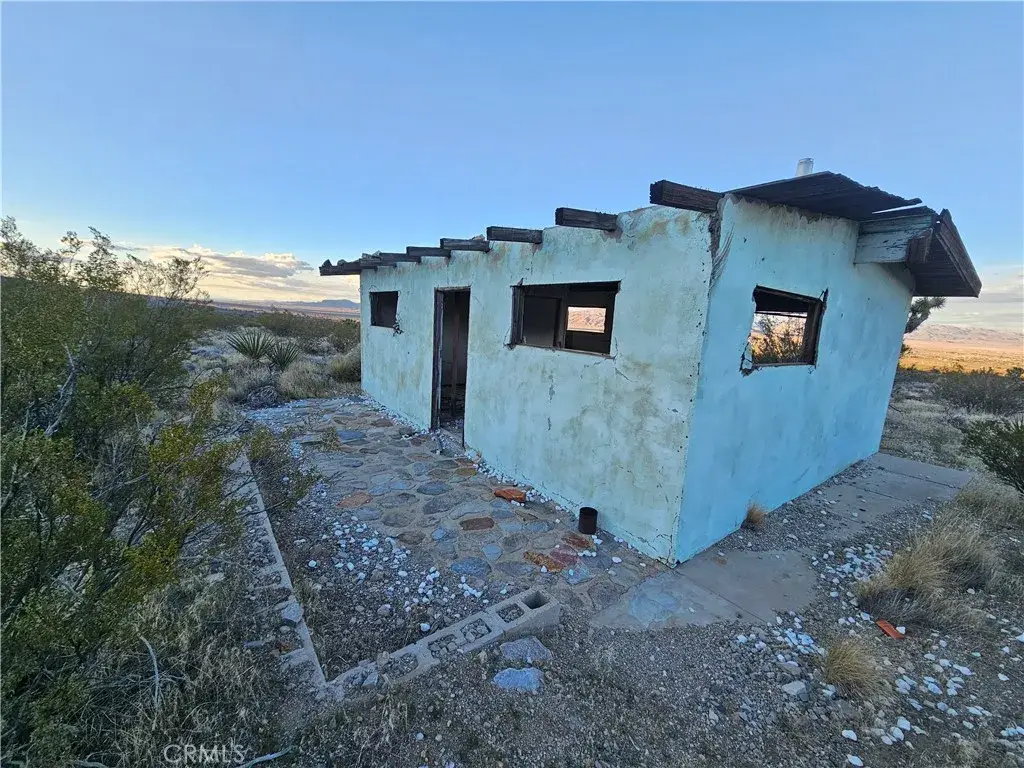 411 Powerline Rd., Lucerne Valley, CA 92356 - #1