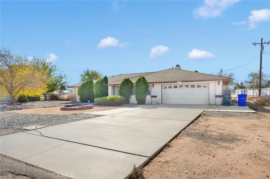 22111 Isatis, Apple Valley, CA 92307 - Image #3