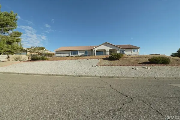 16389 Viho Court, Apple Valley, CA 92307