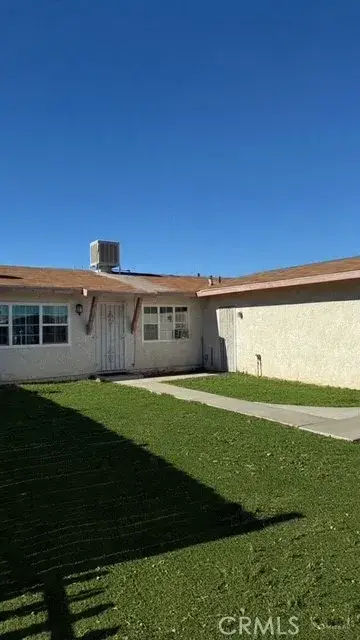 312 Grove, Barstow, CA 92311 - #1