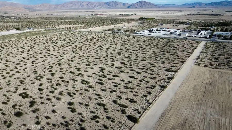 787 Jingal, Lucerne Valley, CA 92356 - Image #2