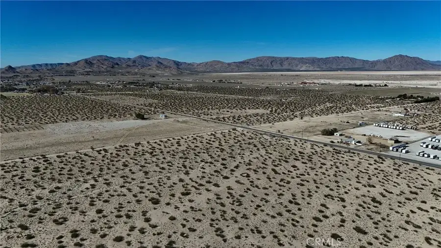 788 Old Woman Springs, Lucerne Valley, CA 92356 - Image #2