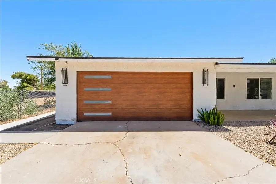 8263 3rd, Hesperia, CA 92345 - Image #3