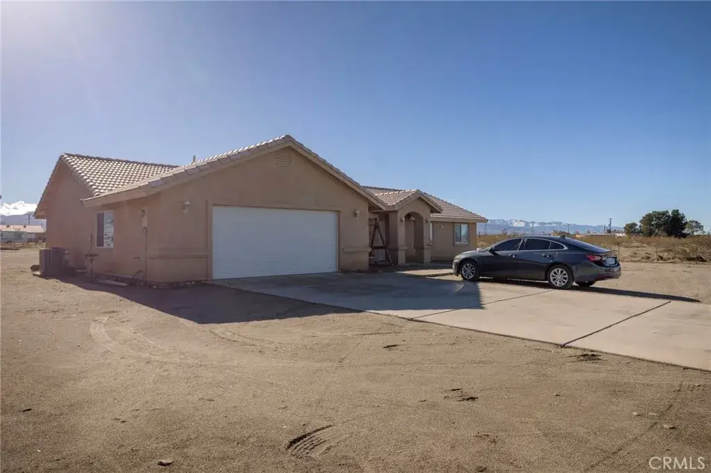 4265 Camellia, Phelan, CA 92371 - Image #1