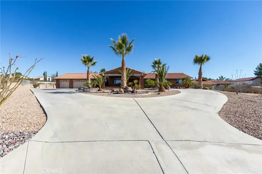 16385 Kamana Court, Apple Valley, CA 92307 - Image #2