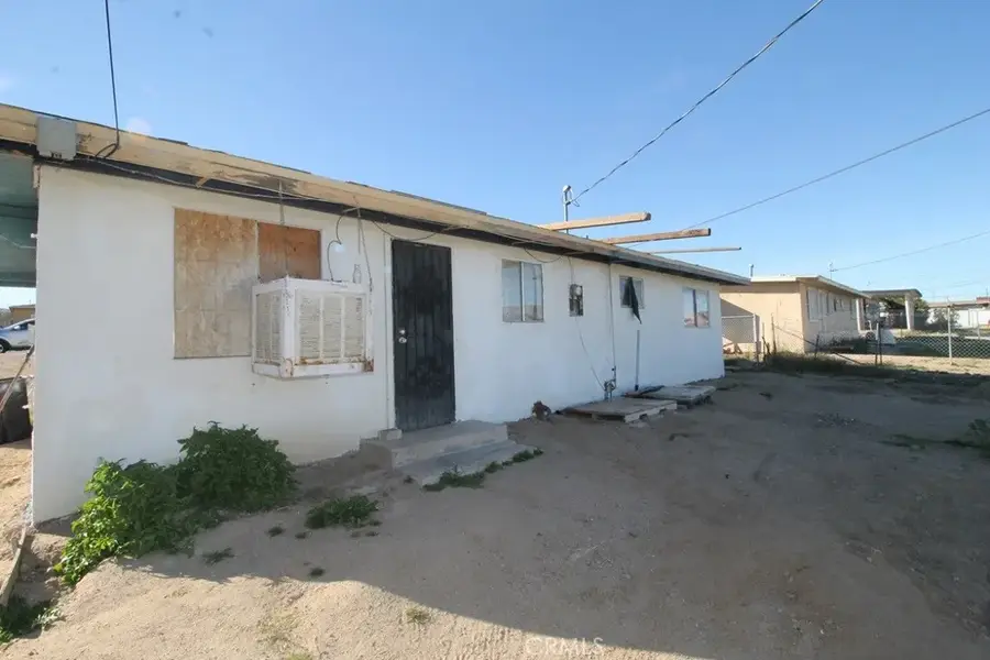 1429 Mesa, Barstow, CA 92311 - #2