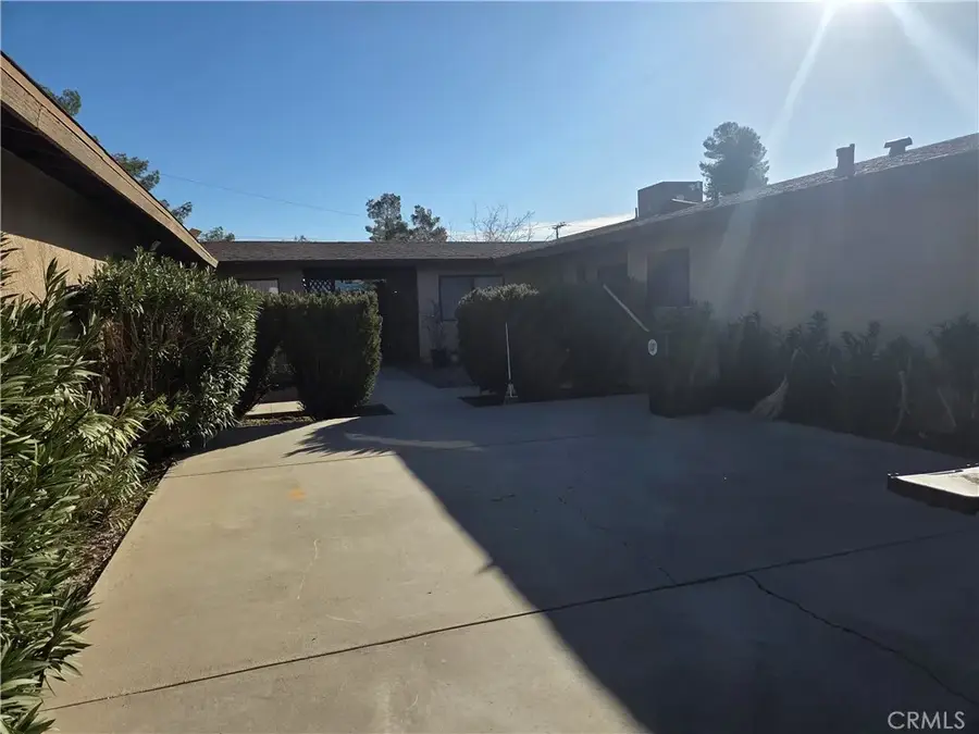 16580 Ramada Drive, Victorville, CA 92395 - Image #2