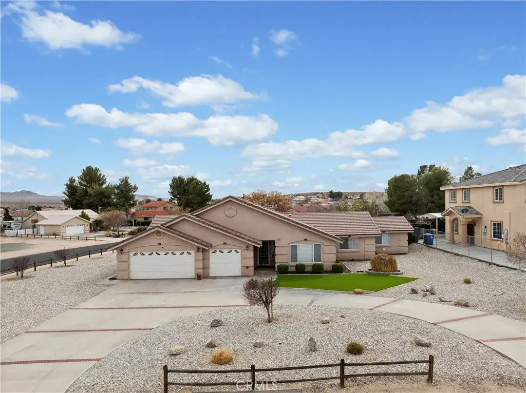 26709 Lakeview Drive, Helendale, CA 92342 - Image #1