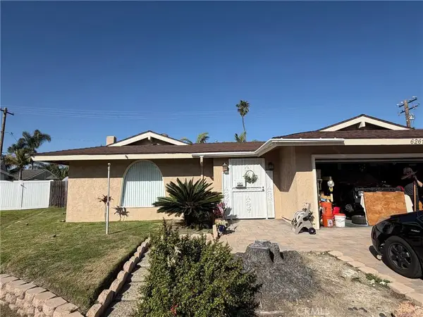 6261 Balmoral, Huntington Beach, CA 92647