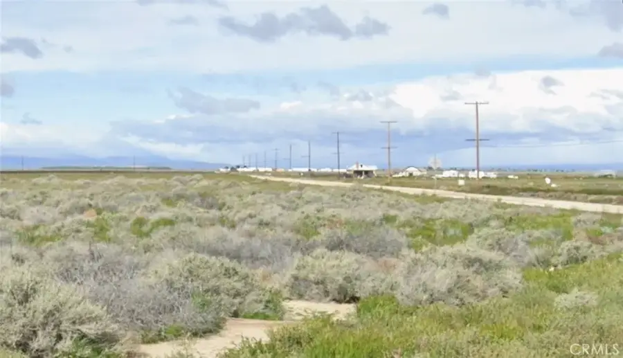 4651 E Avenue F, North Antelope Valley, CA 93535 - Image #3