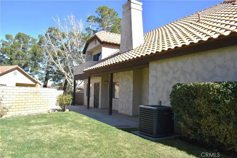 19282 Pine Way, Apple Valley, CA 92308 - #2