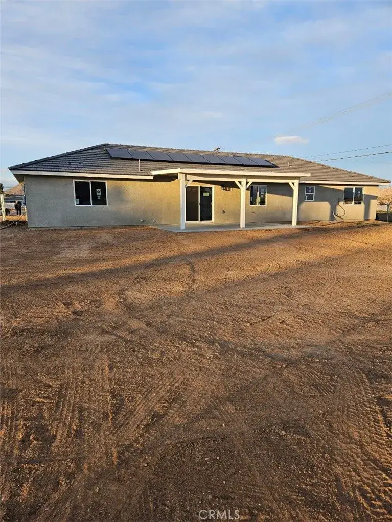 20495 Zuni Road, Apple Valley, CA 92307 - #2