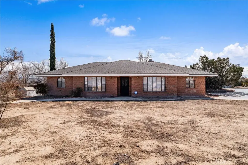 9925 Balsam, Hesperia, CA 92345 - #1