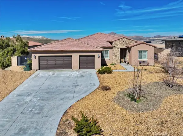 19520 Arcata Road, Apple Valley, CA 92307