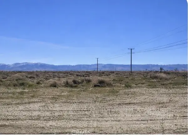 170 Avenue O, Lake Los Angeles, CA 93591