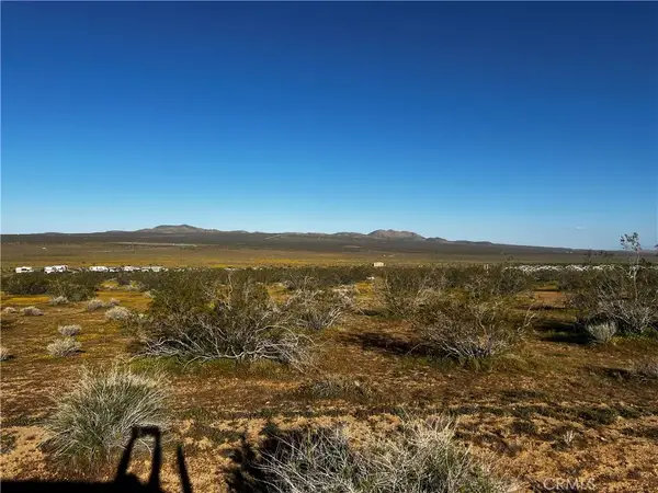 29 Pineridge, Adelanto, CA 92301