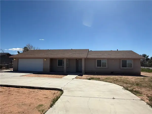 22265 Thunderbird, Apple Valley, CA 92307