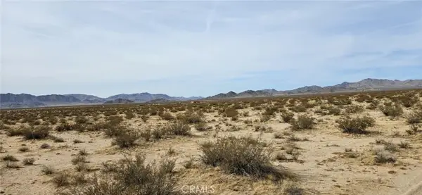 800 Jones Rd. (near), Lucerne Valley, CA 92356