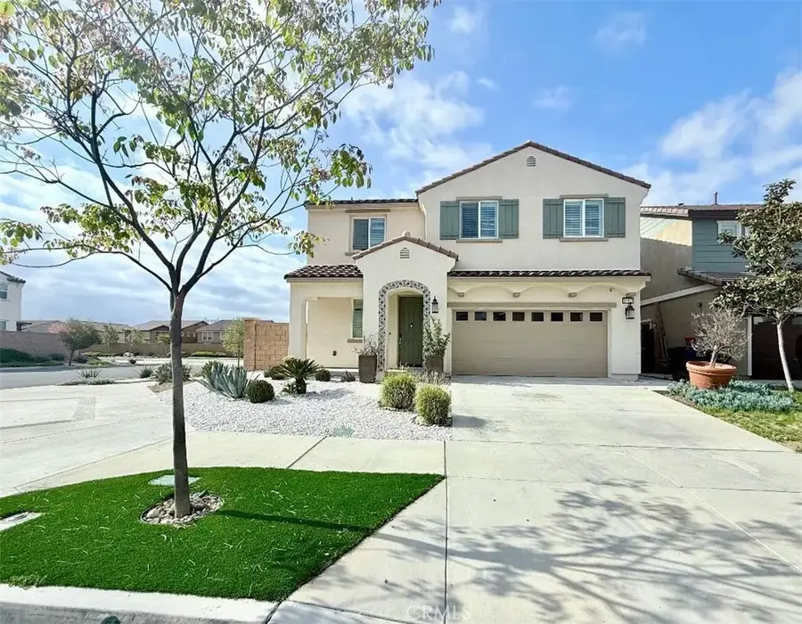 16977 Red Tail, Fontana, CA 92336 - #3