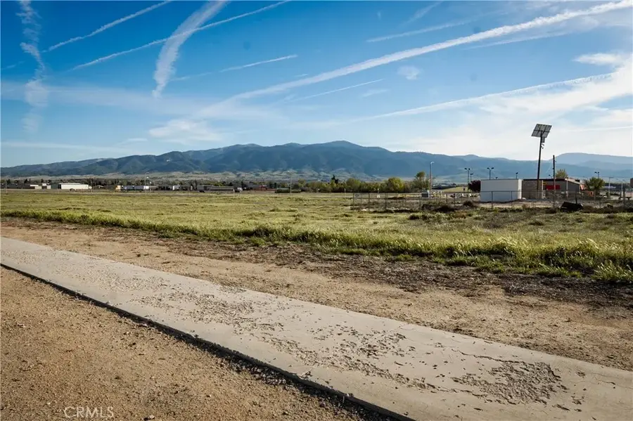 10 Challenger, Tehachapi, CA 93561 - #2