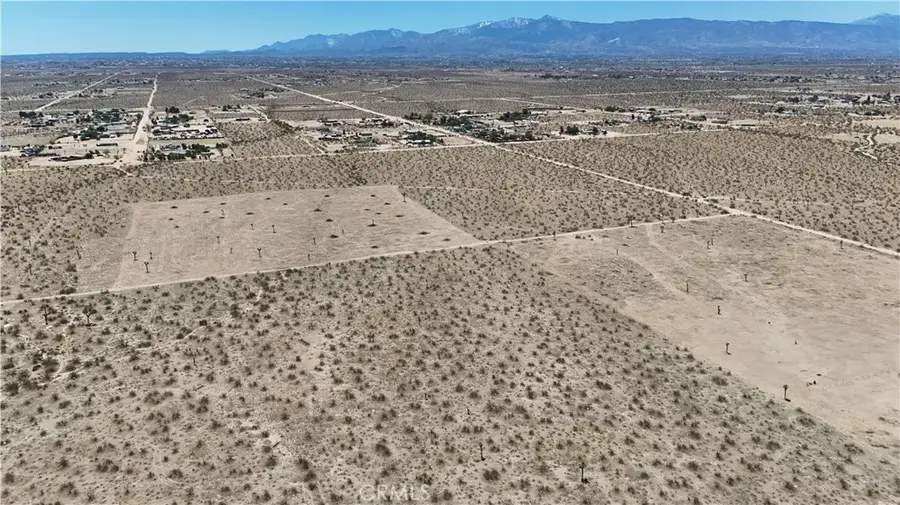 4 Victor, Phelan, CA 92371 - #3