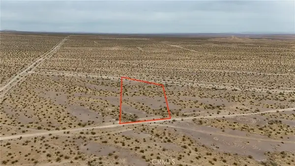 725 Desert Flower, Adelanto, CA 92301