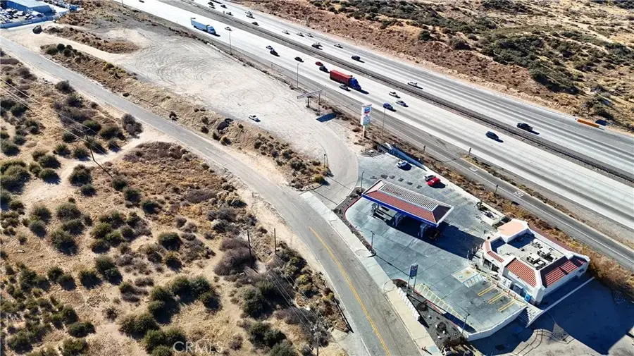 5940 Mariposa, Hesperia, CA 92344 - #3