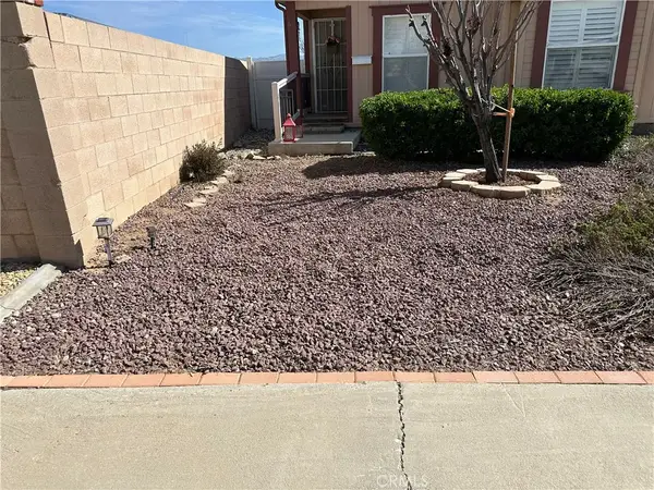 22241 Nisqually #67, Apple Valley, CA 92308