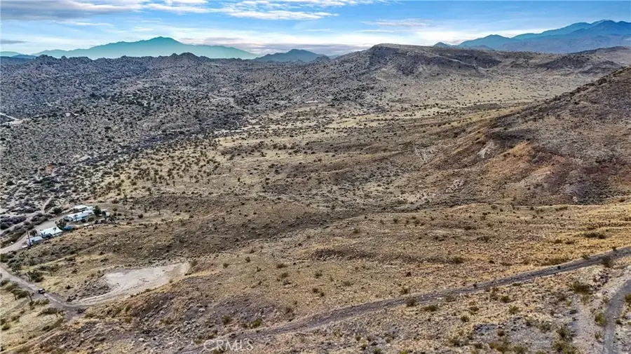 5 Redding, Yucca Valley, CA 92284 - #2