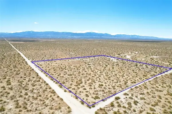 7 Beekley, Phelan, CA 92371