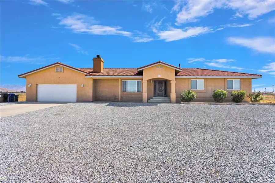 21237 South Road, Apple Valley, CA 92307 - #2