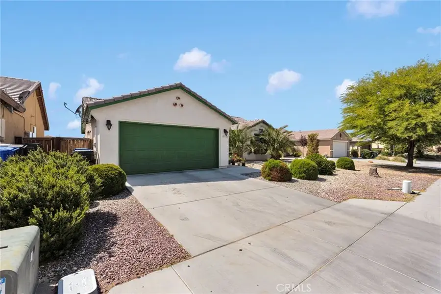 15752 Whitecap Way, Victorville, CA 92394 - #2