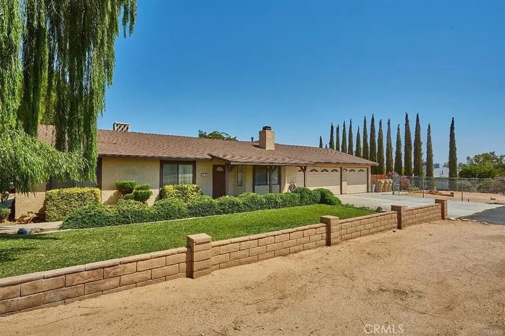 18126 Fairburn, Hesperia, CA 92345 - #1