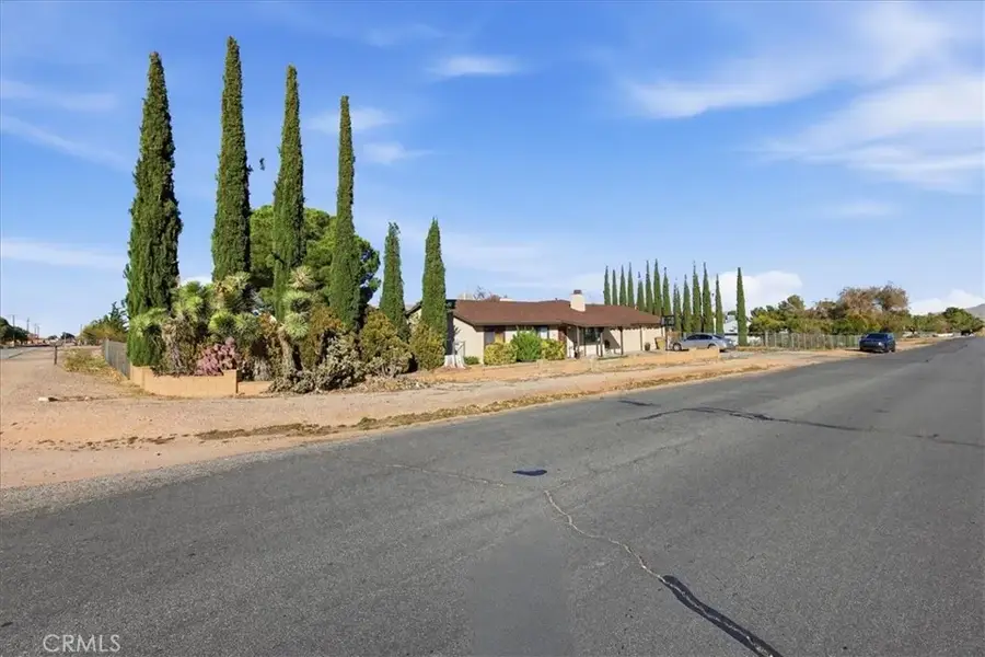 18126 Fairburn, Hesperia, CA 92345 - #2