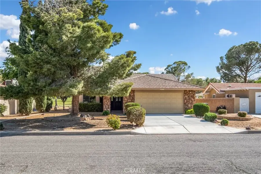 14805 Greenbriar Road, Helendale, CA 92342 - #2