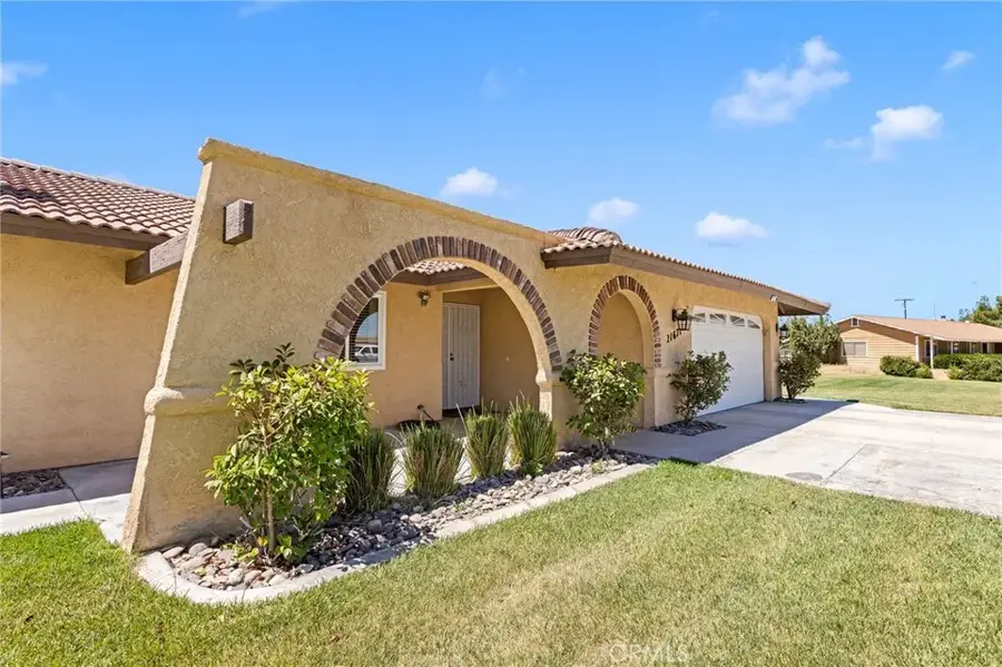 21671 Standing Rock, Apple Valley, CA 92307 - #3