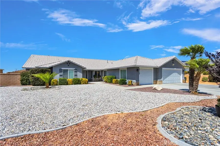20134 Skyline Ranch Drive, Apple Valley, CA 92308 - #3