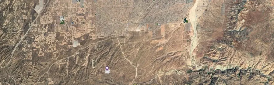 750 Summit Valley (near), Hesperia, CA 92345 - #3
