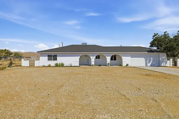 13229 Algonquin Road, Apple Valley, CA 92308