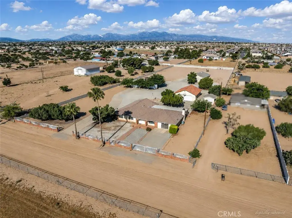 8756 Oakwood, Hesperia, CA 92345 - #1